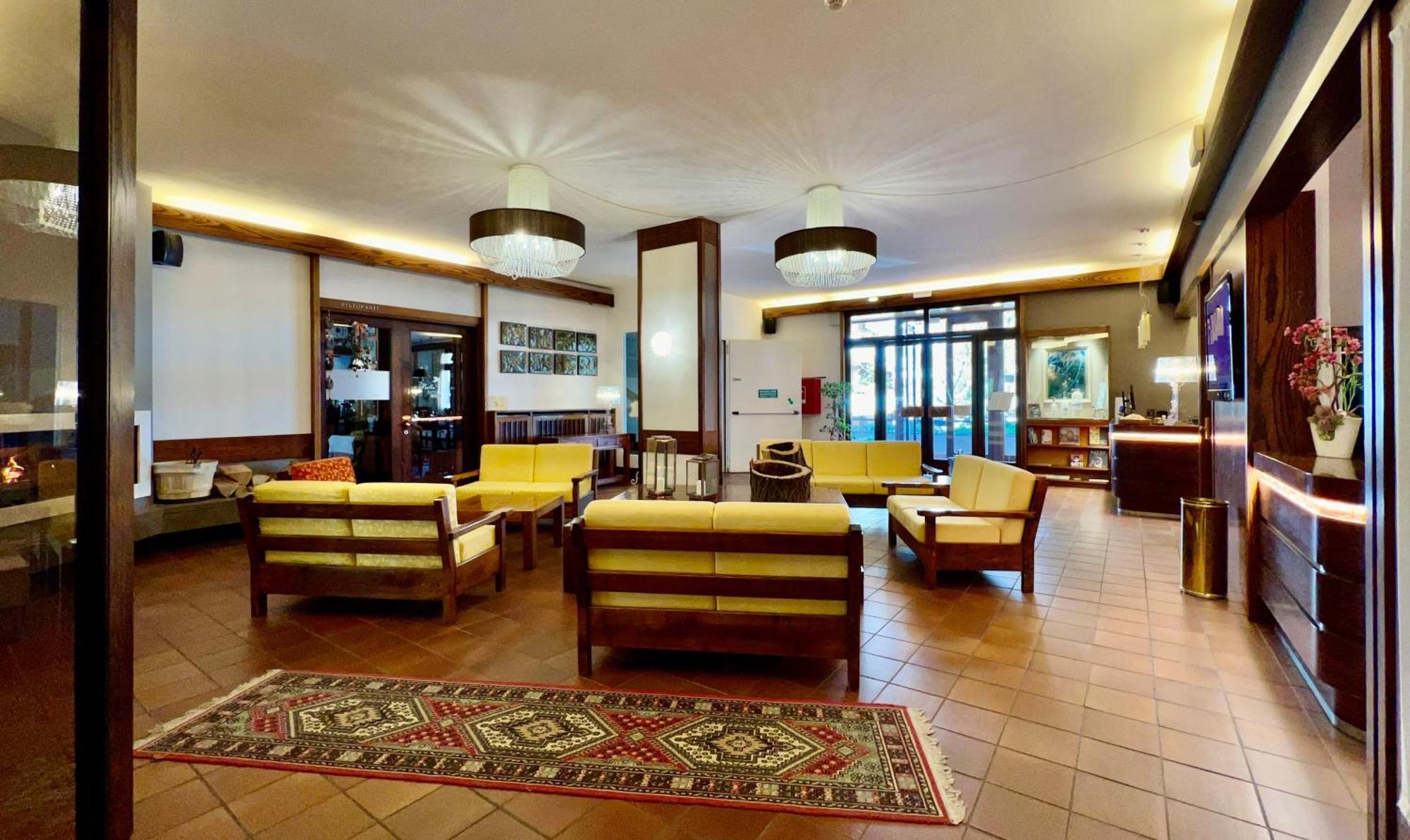 Hotel Bella Venezia Latisana Esterno foto
