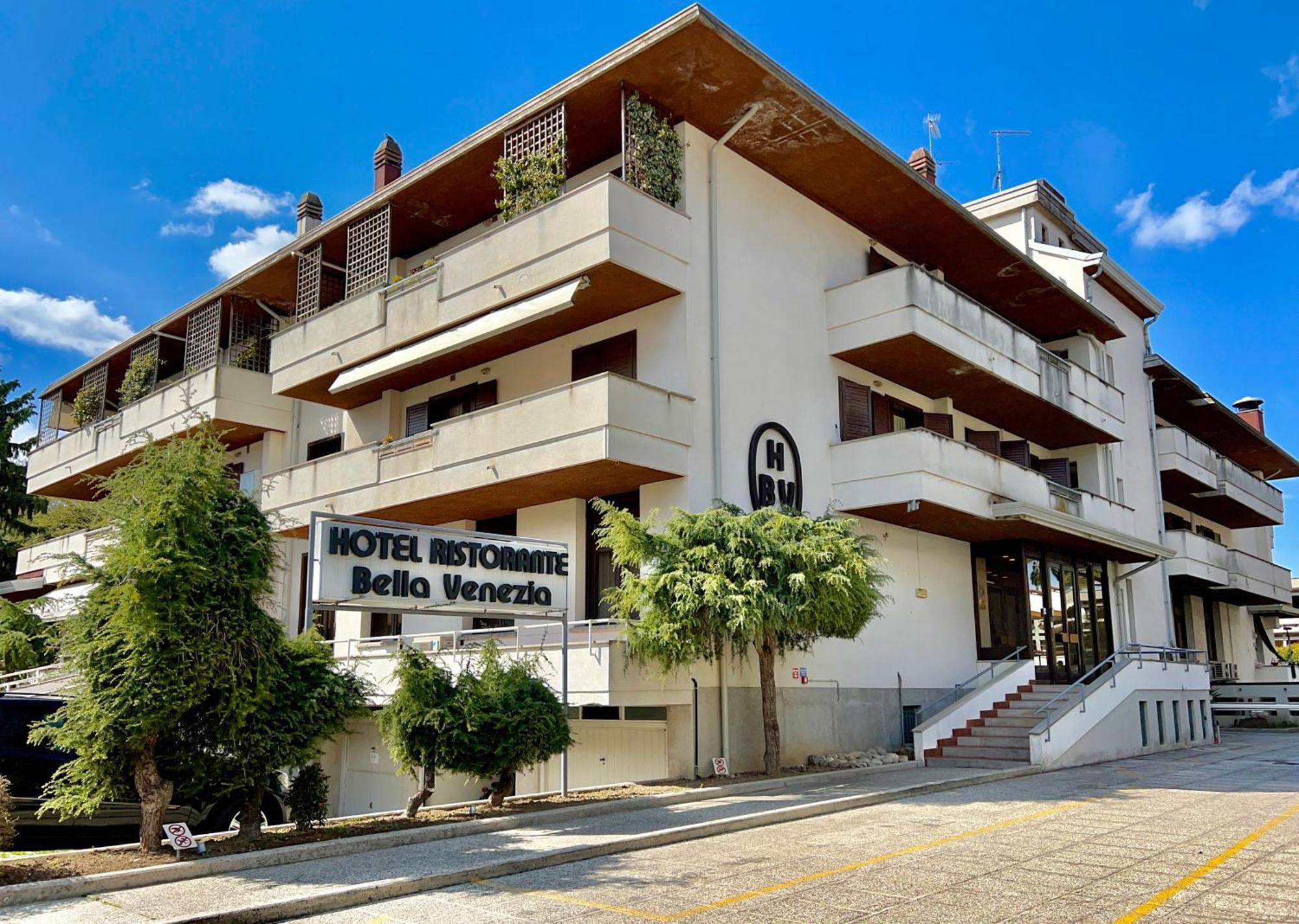 Hotel Bella Venezia Latisana Esterno foto