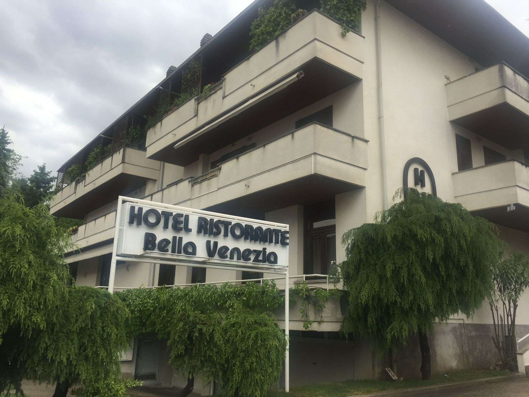 Hotel Bella Venezia Latisana Esterno foto